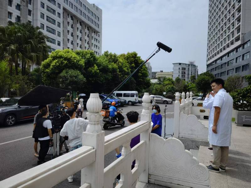 依安县广告片拍摄公司低成本实现高规格制作的诀窍